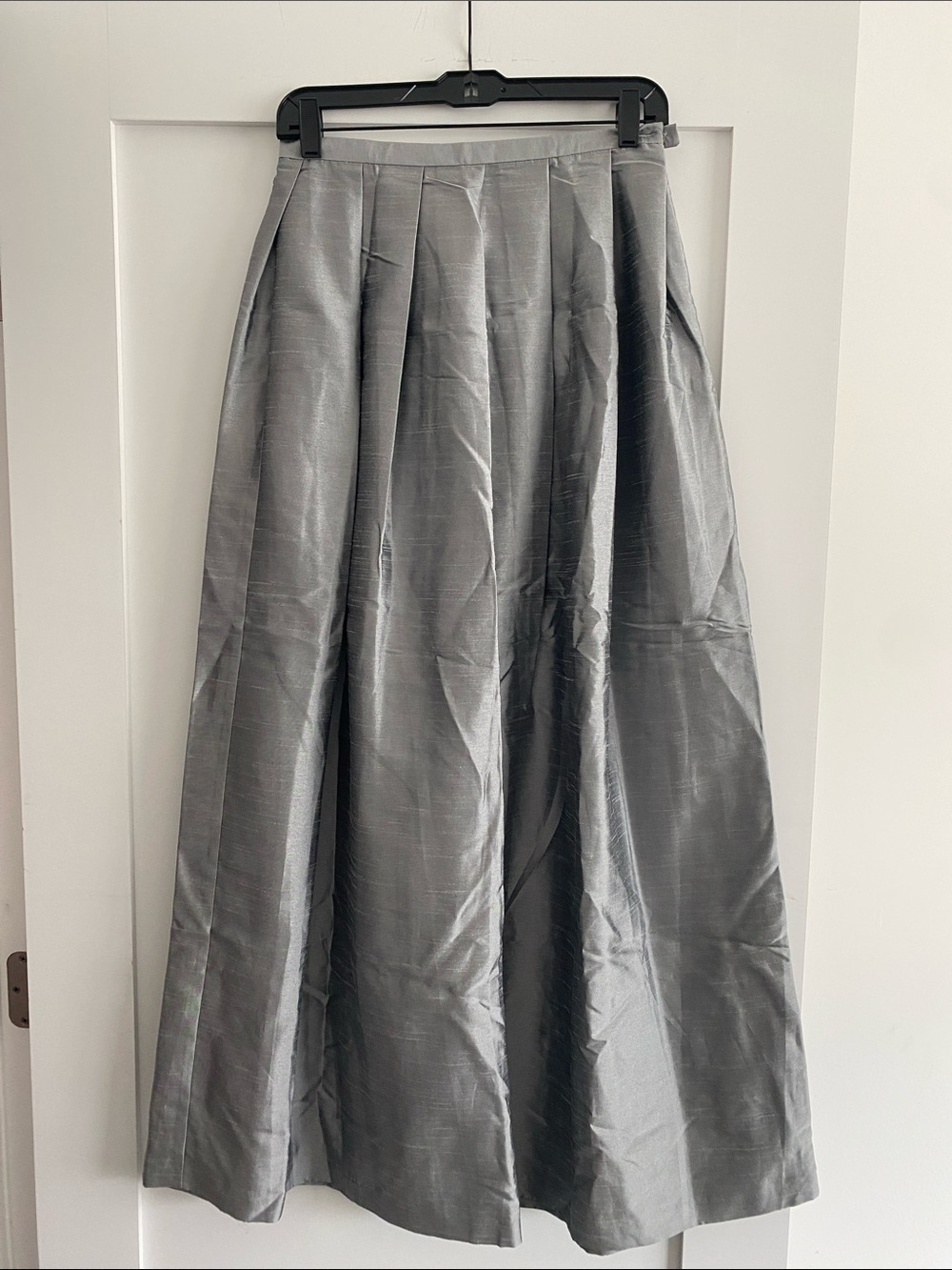 Emma James Silver Gray A-Line Pleated Maxi Skirt